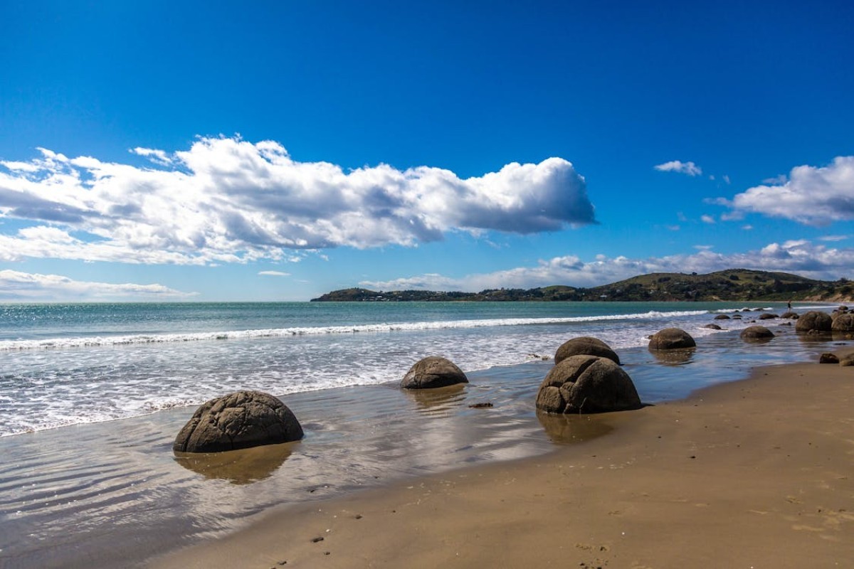 Moeraki Boulders Holiday Park @ Hampden Beach - Moeraki Boulders NZ ...